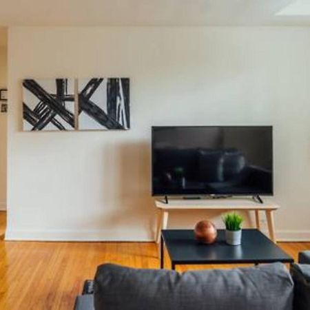 Cozy & Stylish 2Br Apt Near O'Hare Int'L Airport - Central Cozy Dunning Exterior photo